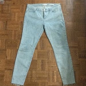 Guess Mid rise skinny jeans (new without tags)